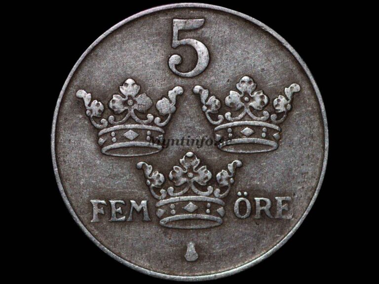 Svensk 5-öring 1944, baksida med tre kronor, valören "5" och "FEM ÖRE", S:t Eriksvapnet, bild från Myntinfo.se.